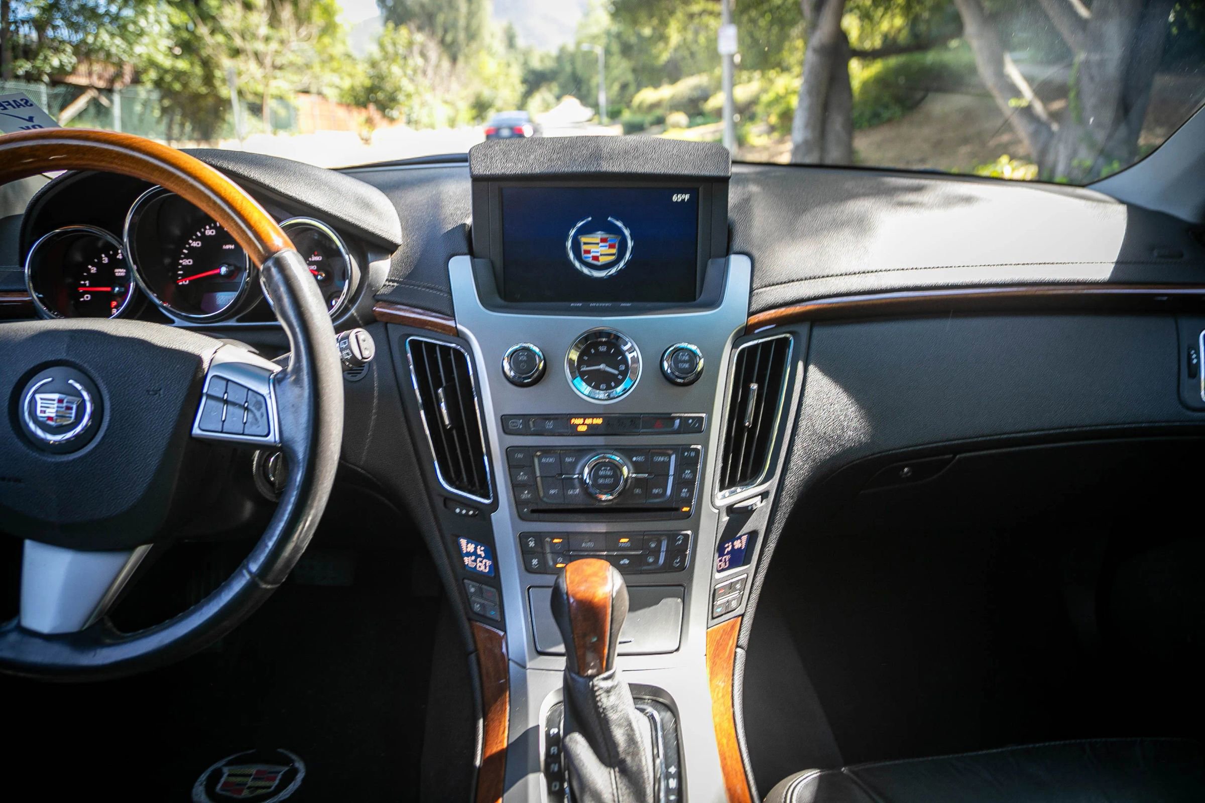 Used 2010 Cadillac CTS Premium image 24