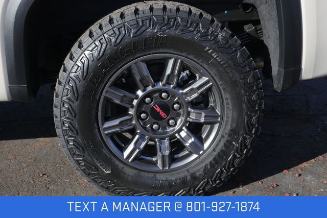 New 2026 GMC Sierra 1500 AT4X image 11