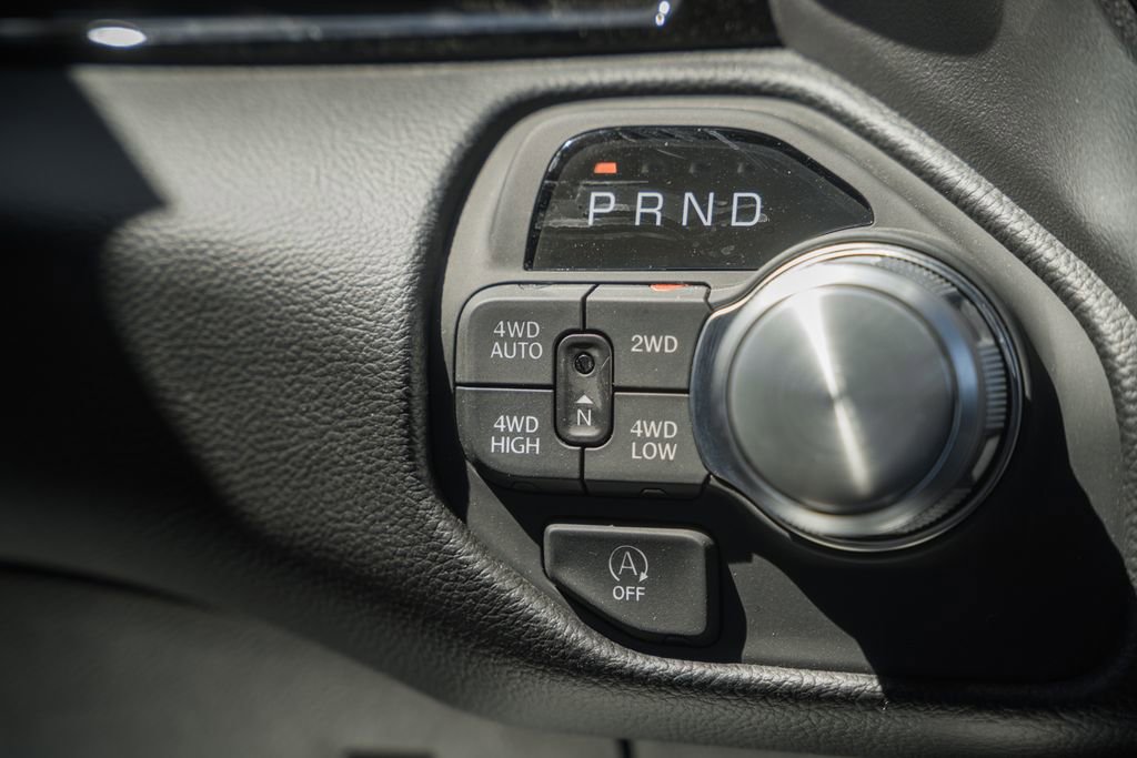 New 2026 RAM 1500 Laramie AWD/4WD image 29