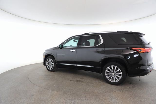 Used 2023 Chevrolet Traverse Premier image 9