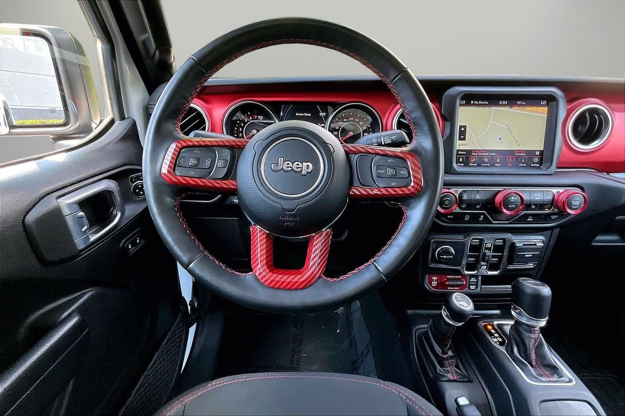 Used 2021 Jeep Gladiator Rubicon AWD/4WD image 11
