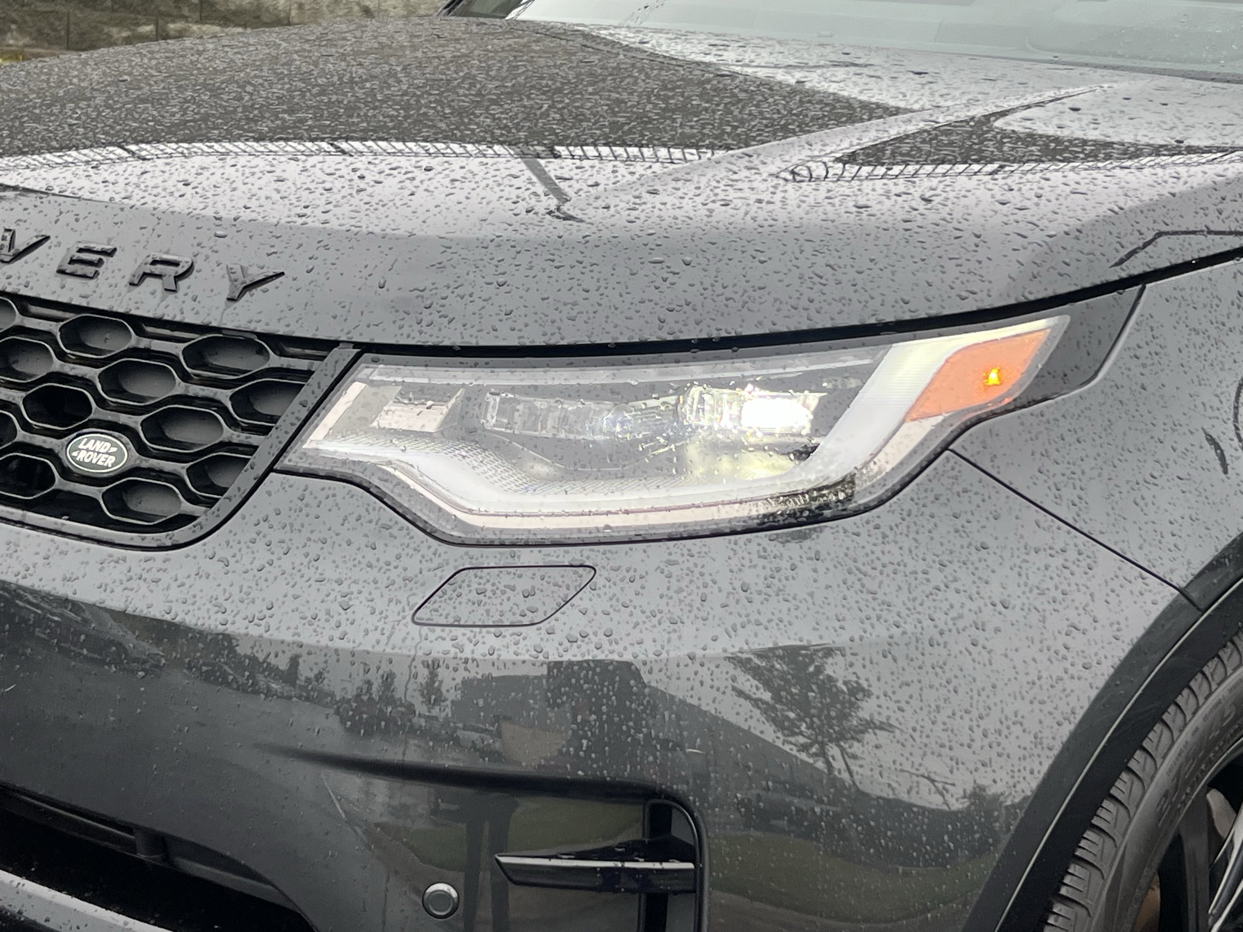 Certified 2023 Land Rover Discovery S R-Dynamic AWD/4WD image 10