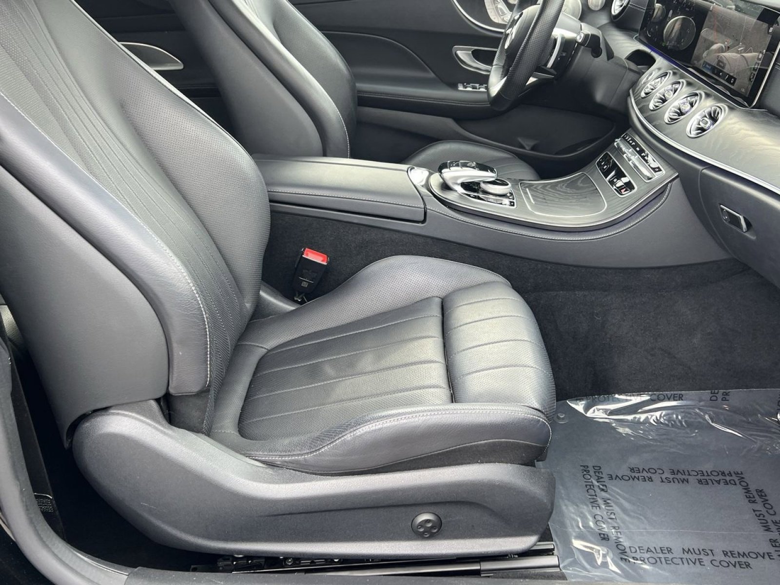 Used 2023 Mercedes-Benz E 450 4MATIC Cabriolet image 30