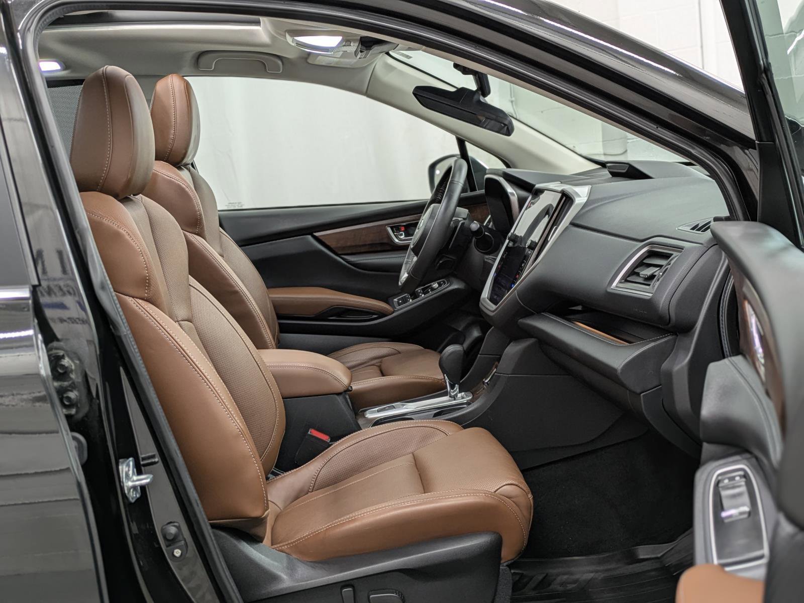 Used 2023 Subaru Ascent Touring image 28