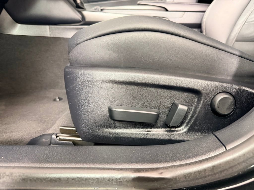 Used 2024 Lexus IS 500 image 24