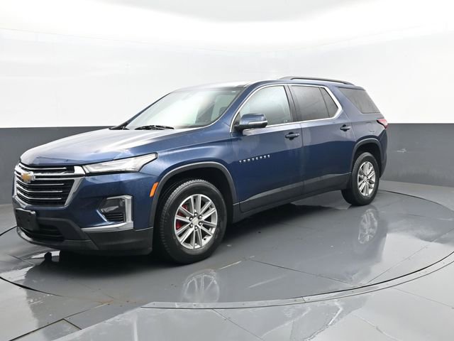 Used 2023 Chevrolet Traverse LT image 1