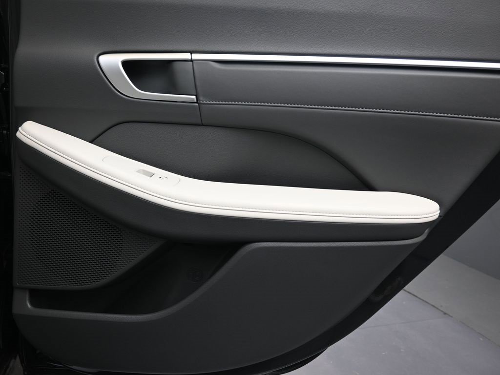 New 2026 Hyundai Sonata Limited image 14