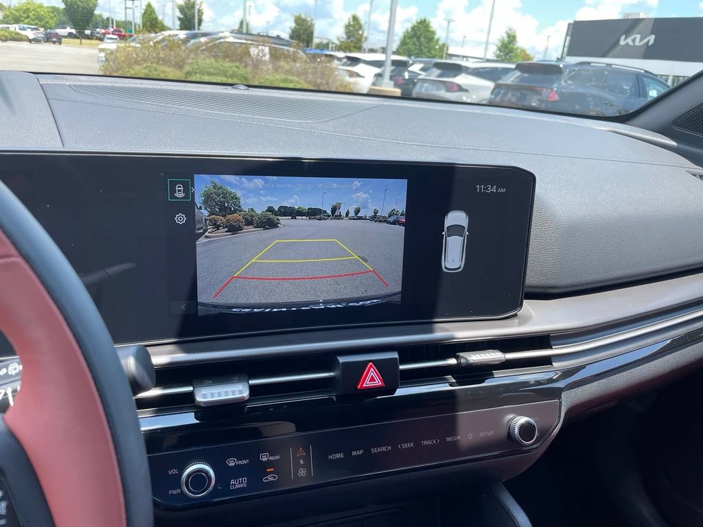 New 2026 Kia Sportage SX FWD image 18
