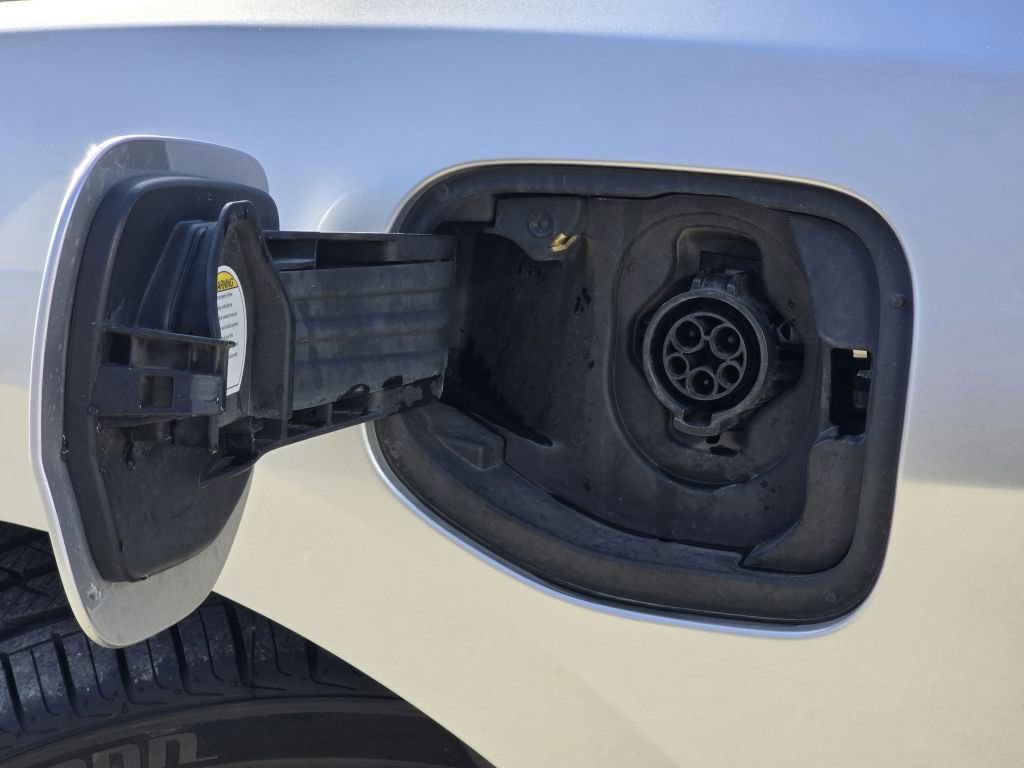 Certified 2018 Honda Clarity Touring image 26