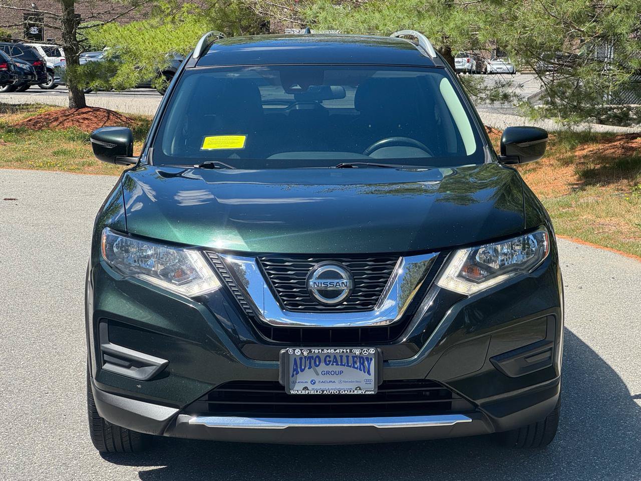 Used 2020 Nissan Rogue SV FWD image 2