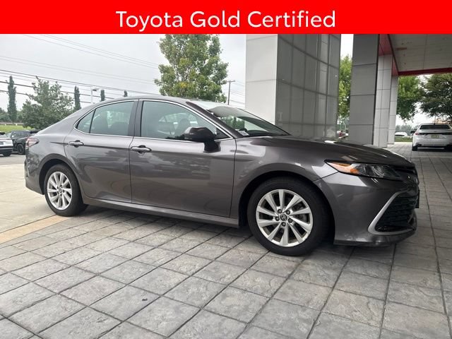 Certified 2021 Toyota Camry LE AWD/4WD image 4