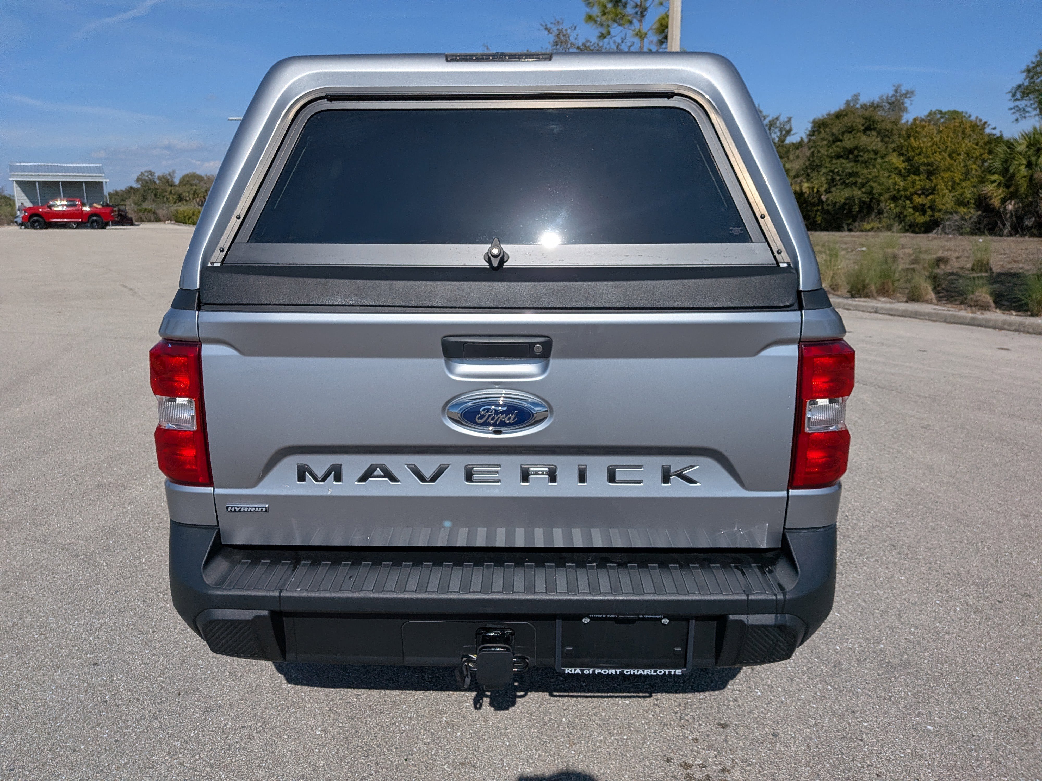 Used 2023 Ford Maverick XL image 6