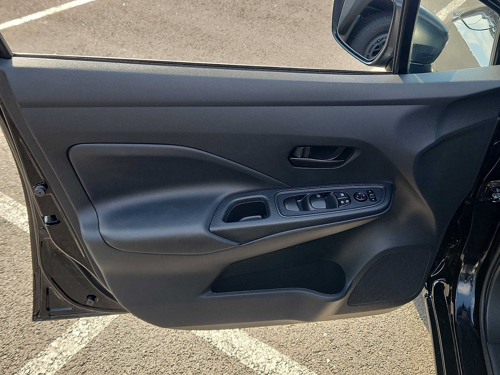 Used 2025 Nissan Versa S w/ Trunk Package FWD image 12