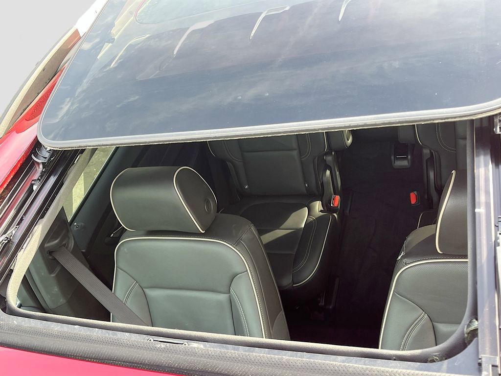Used 2023 Chevrolet Traverse Premier w/ LPO, Floor Liner Package FWD image 23
