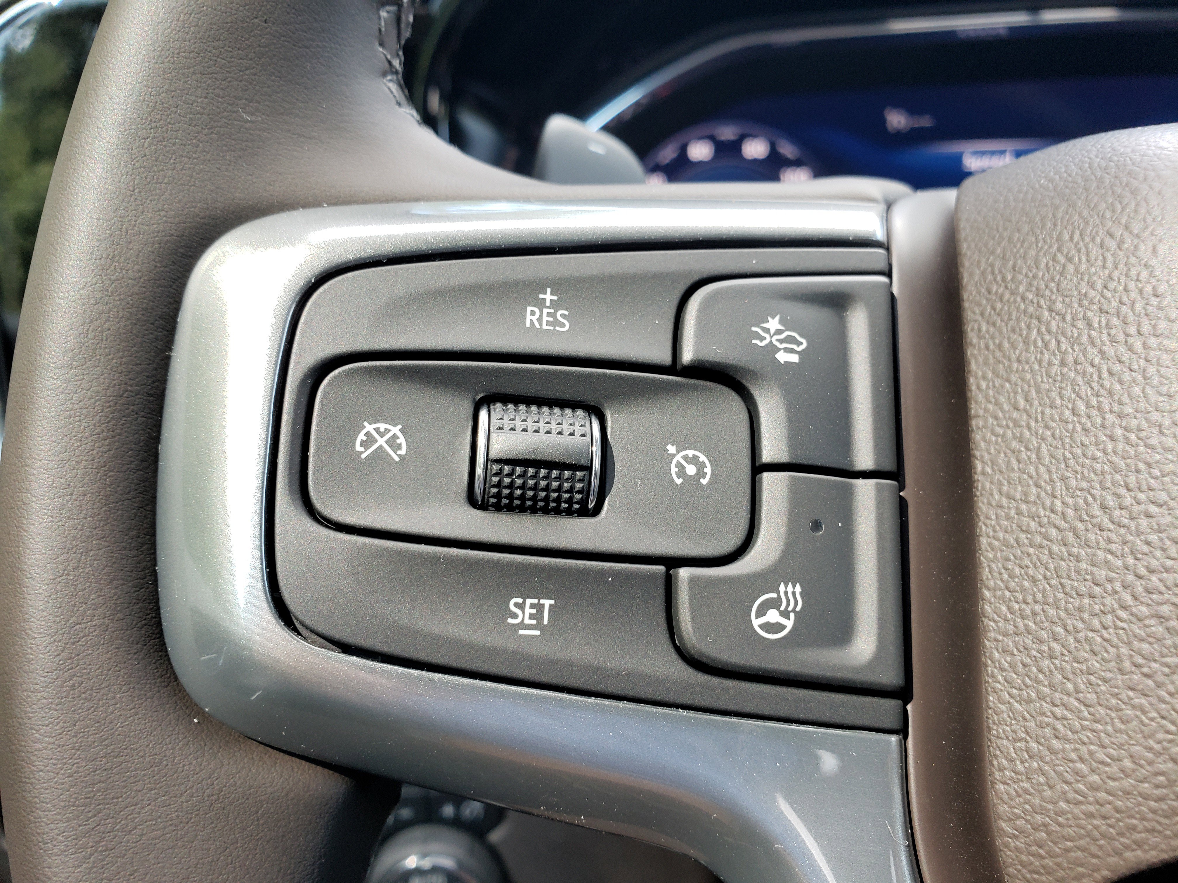 New 2025 Chevrolet Silverado 1500 LT image 14