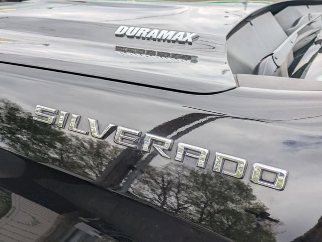 Used 2020 Chevrolet Silverado 1500 LTZ w/ LTZ Plus Package AWD/4WD image 36