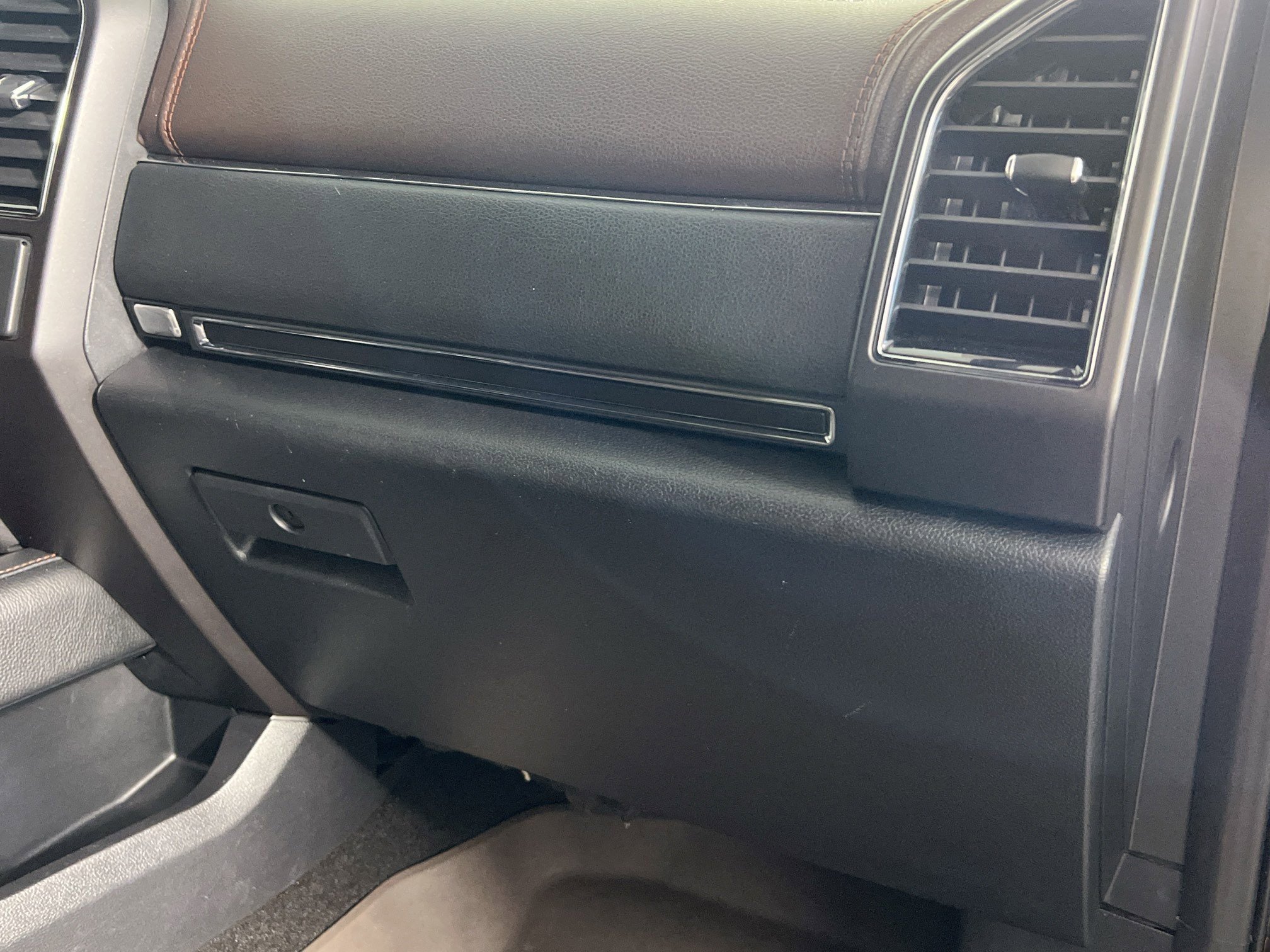 Used 2021 Ford Expedition King Ranch AWD/4WD image 35