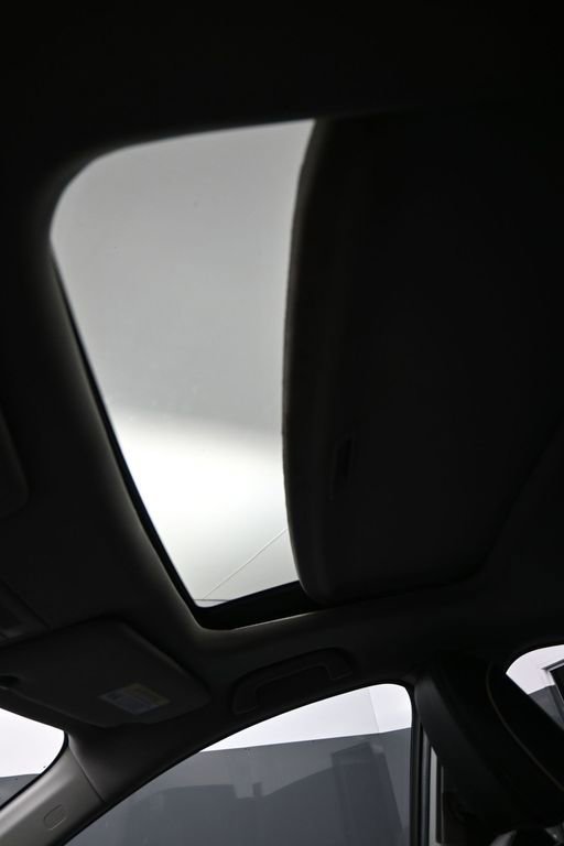 Certified 2022 Acura ILX w/ Premium Package FWD image 18