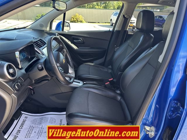 Used 2015 Chevrolet Trax LT w/ LT Plus Package AWD/4WD image 13
