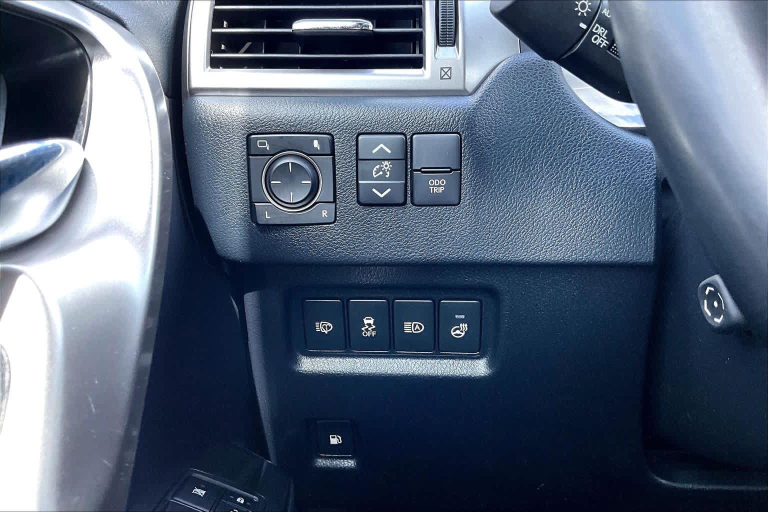 Used 2023 Lexus GX 460 Premium w/ Premium Package AWD/4WD image 36