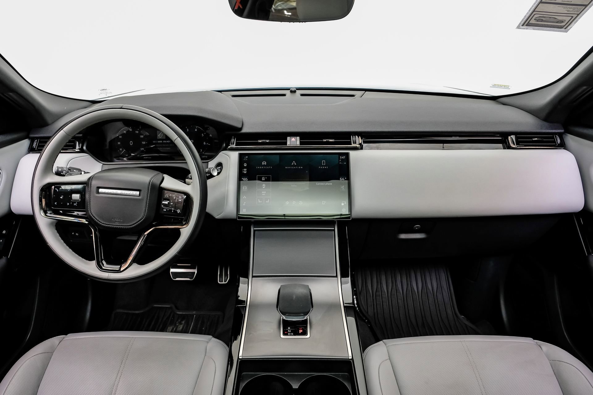 Used 2024 Land Rover Range Rover Velar Dynamic SE image 19