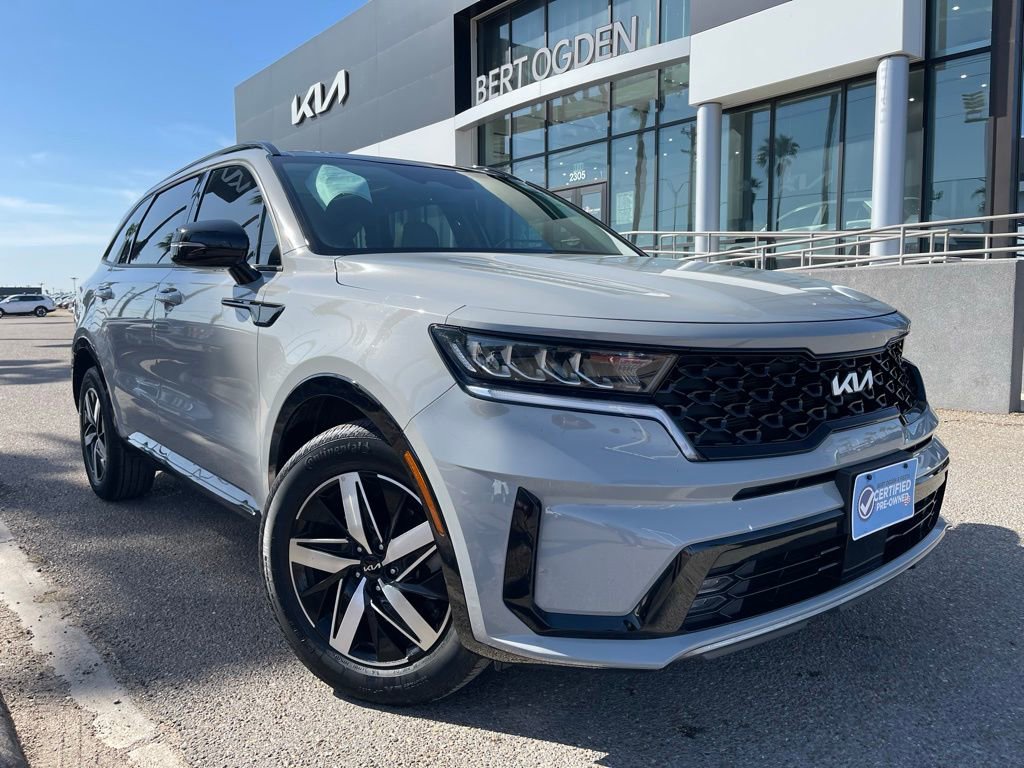 Used 2023 Kia Sorento EX w/ Panoramic Sunroof Package image 1