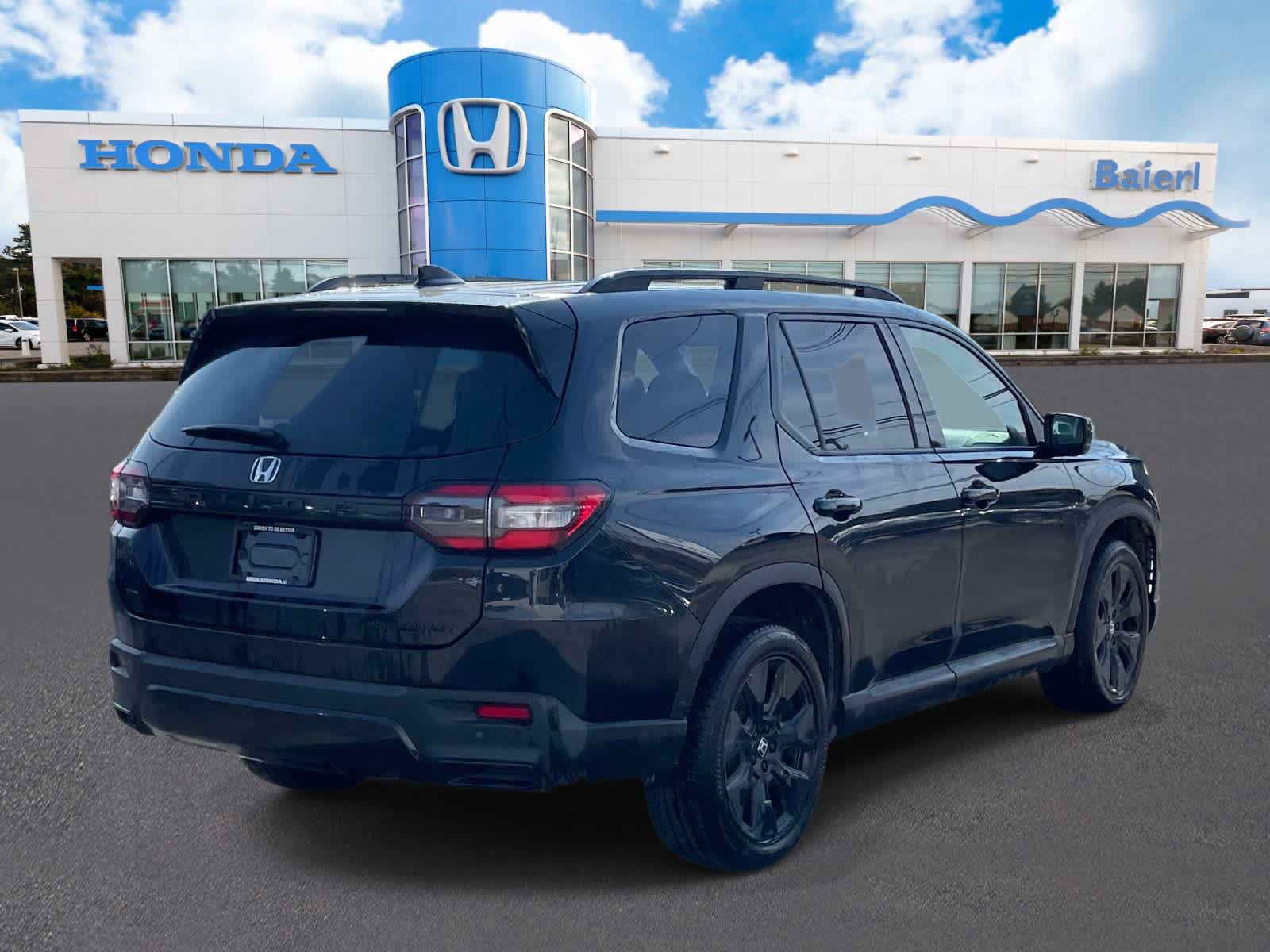 Used 2026 Honda Pilot Black Edition image 5
