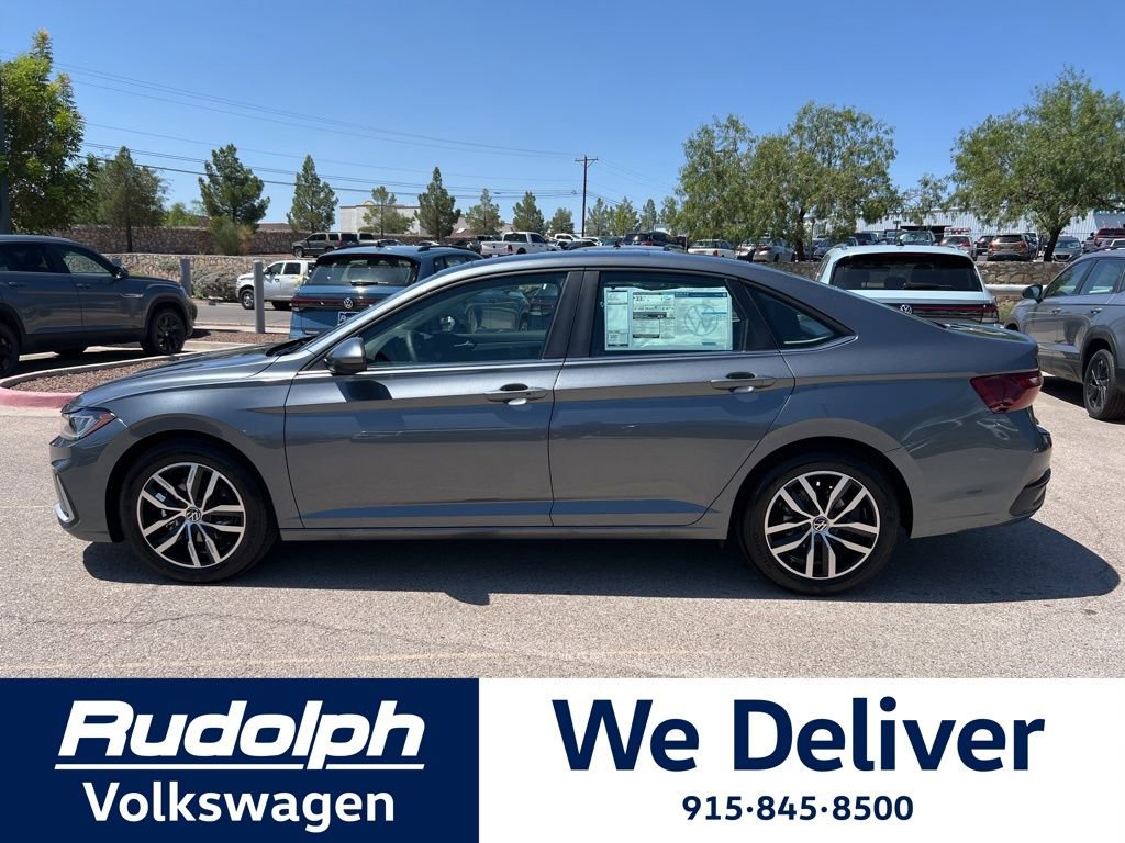 New 2025 Volkswagen Jetta SE image 2