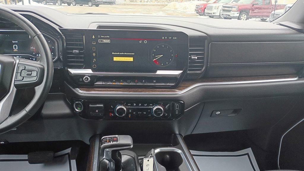 Used 2025 GMC Sierra 1500 Elevation image 13