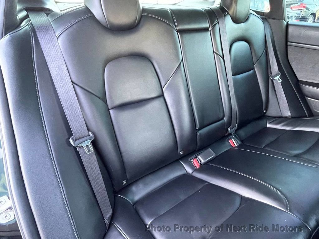 Used 2020 Tesla Model 3 Standard Range Plus RWD image 19