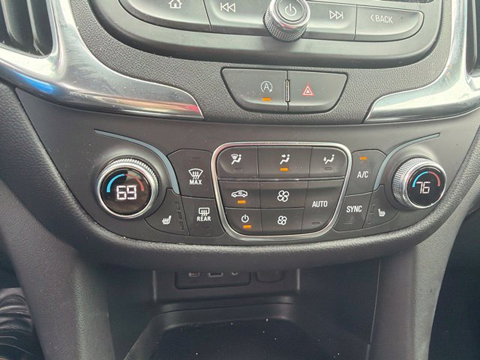 Certified 2023 Chevrolet Equinox LT AWD/4WD image 5