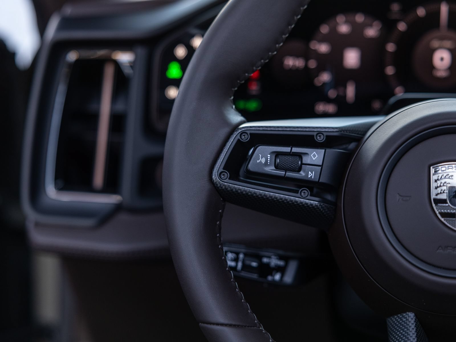 New 2026 Porsche Cayenne Turbo AWD/4WD image 50