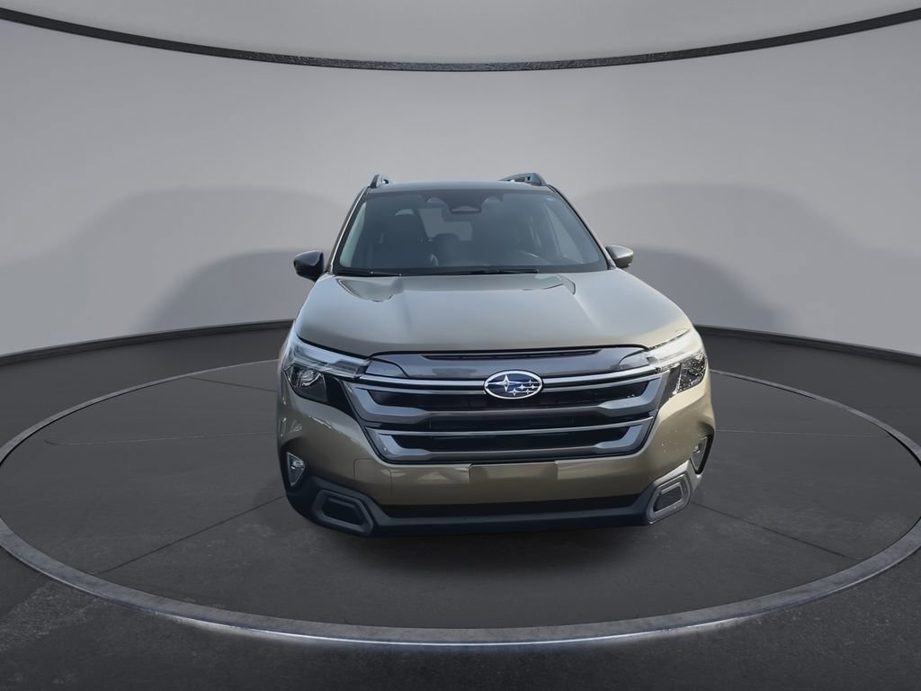 Used 2025 Subaru Forester Limited AWD/4WD image 3