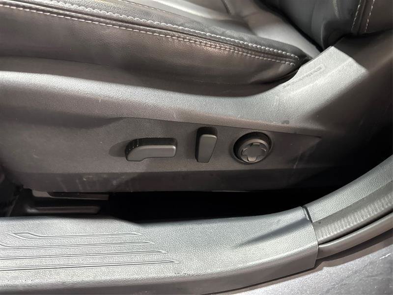 Used 2024 Subaru Outback Limited AWD/4WD image 19