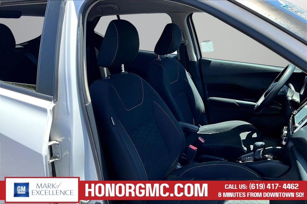 Used 2022 Nissan Kicks S FWD image 29