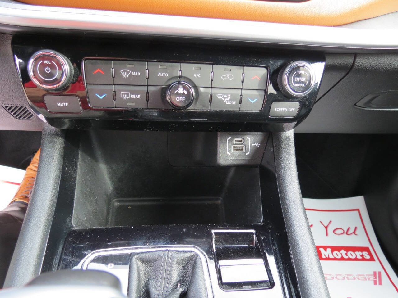 Used 2024 Jeep Compass Limited w/ Elite Group image 14