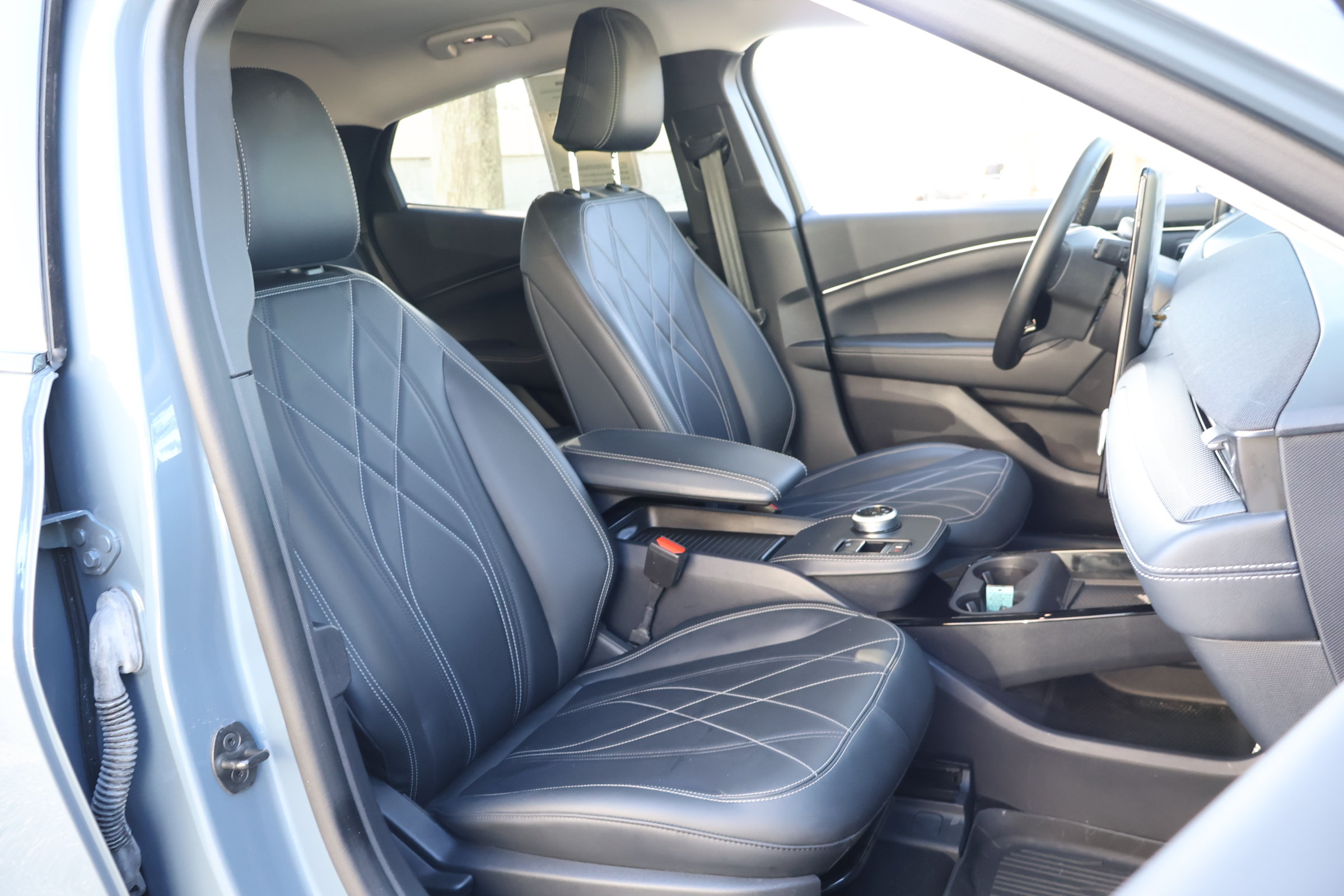 Used 2024 Ford Mustang Mach-E Select w/ Comfort Package Lite RWD image 20
