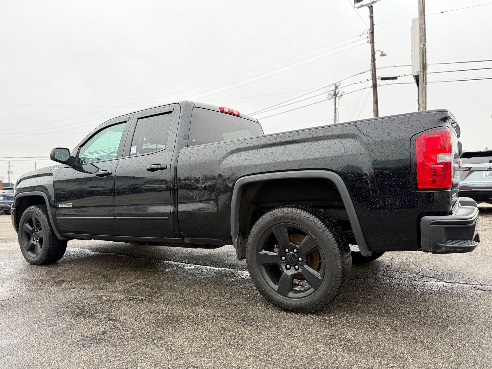 Used 2017 GMC Sierra 1500 SLE w/ SLE Value Package AWD/4WD image 7