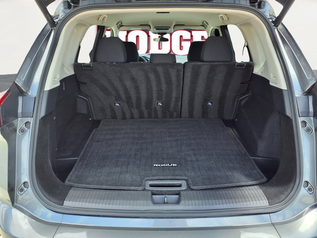 Used 2024 Nissan Rogue SV FWD image 22