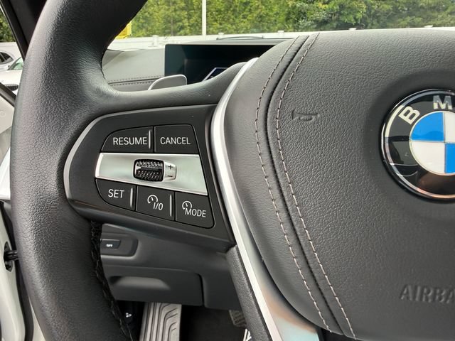 Used 2025 BMW X5 xDrive40i w/ Parking Assistance Package AWD/4WD image 25
