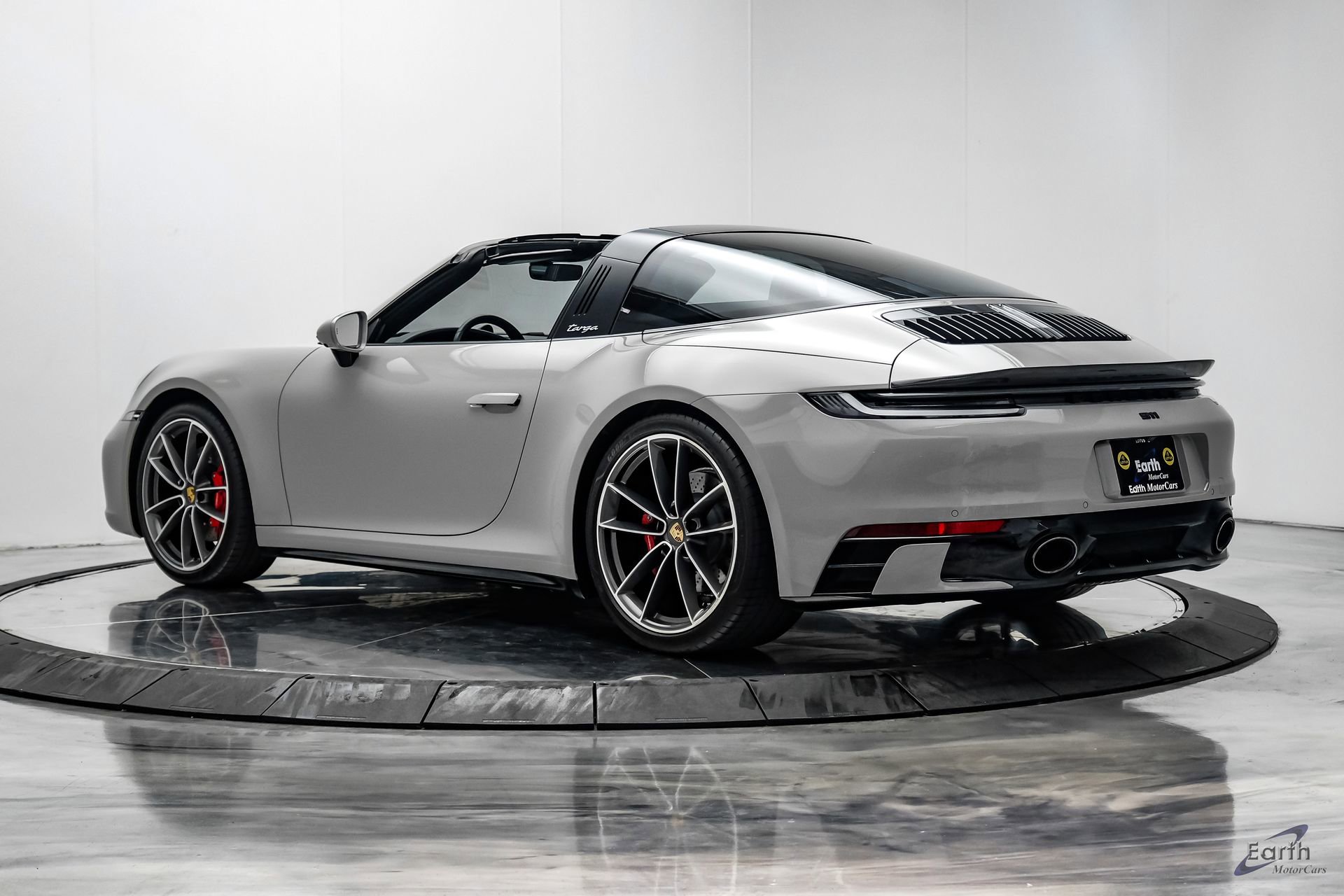 Used 2022 Porsche 911 Targa 4S AWD/4WD image 12