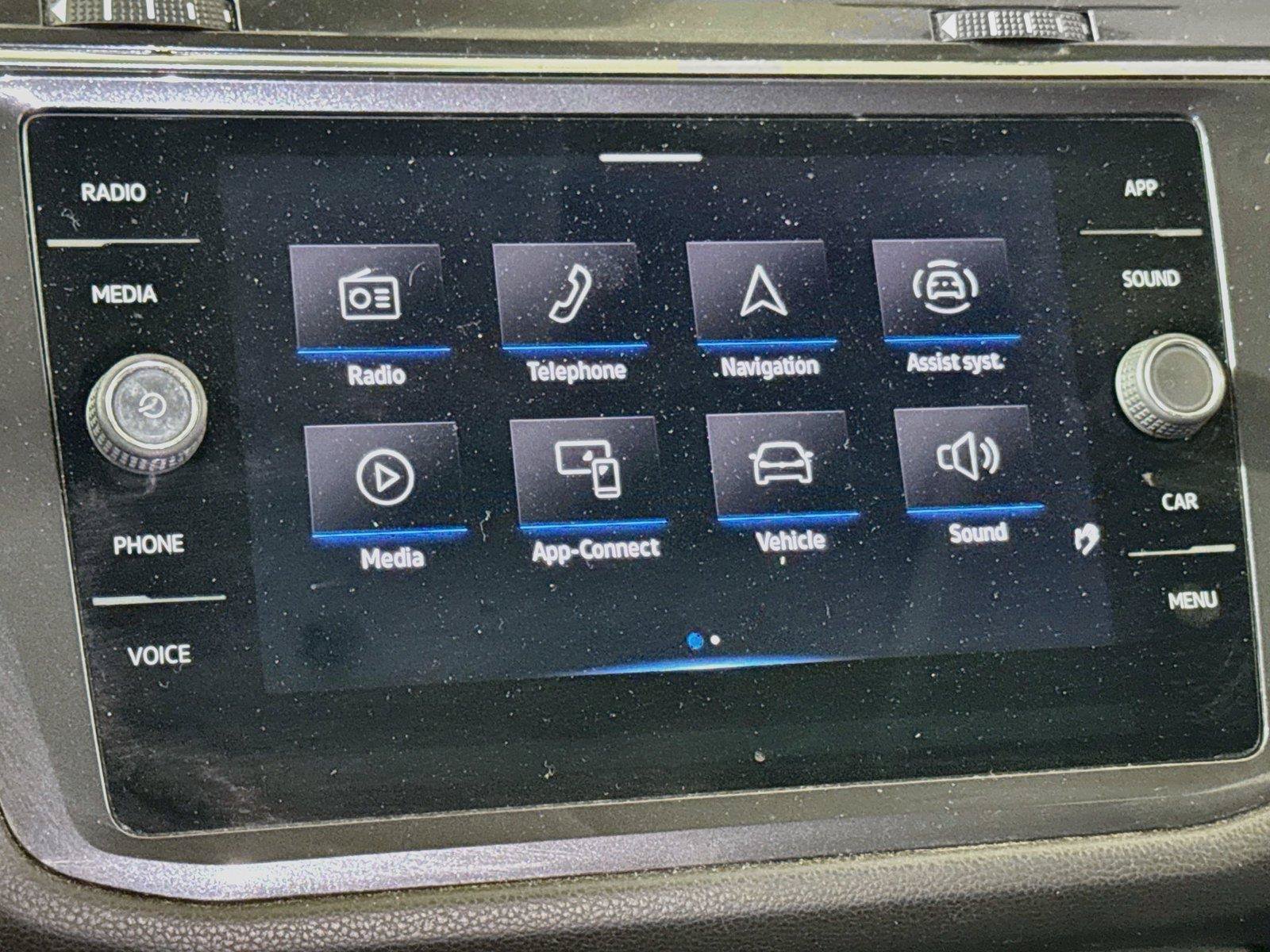 Used 2022 Volkswagen Tiguan SE FWD image 12