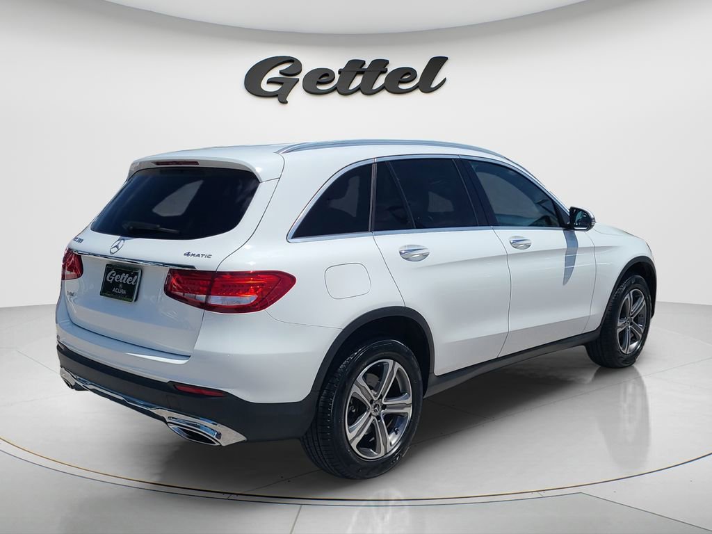 Used 2019 Mercedes-Benz GLC 300 4MATIC image 5
