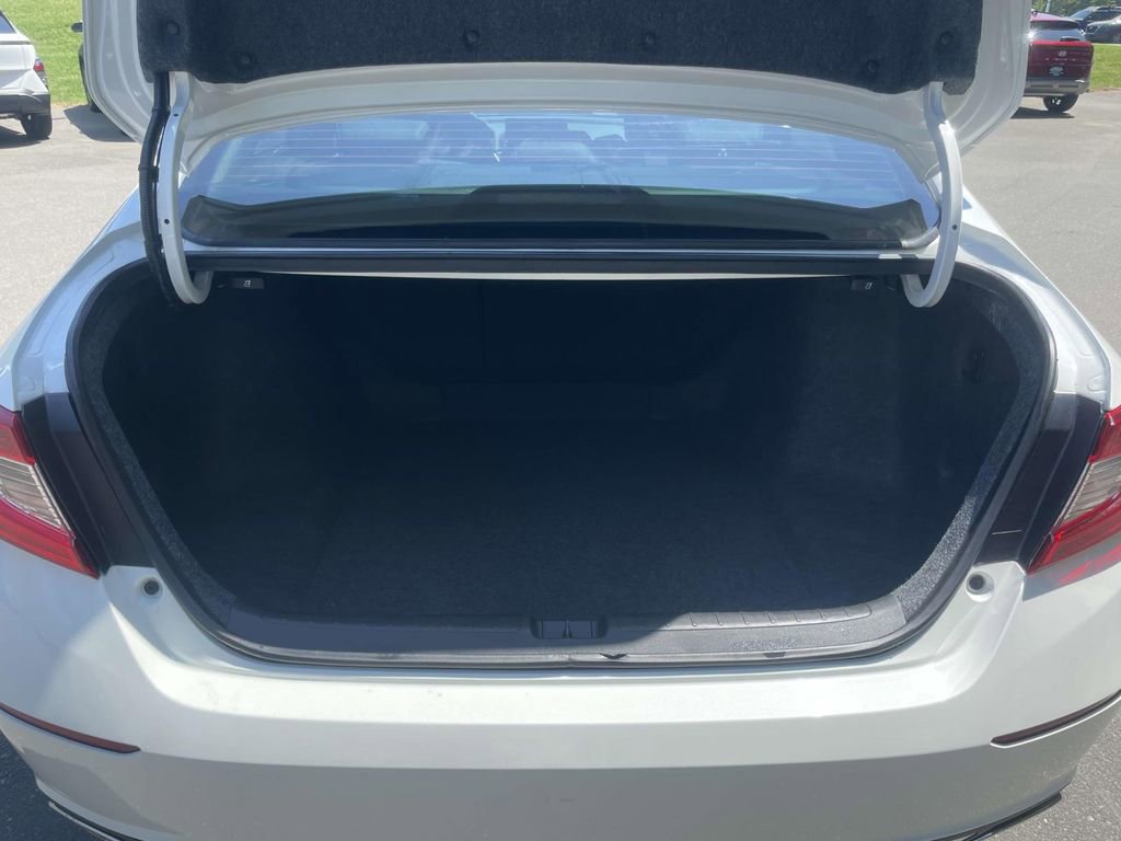 Used 2021 Honda Accord Sport Special Edition image 8
