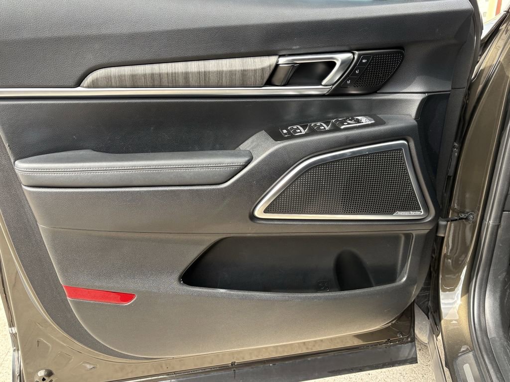 Used 2023 Kia Telluride SX Prestige image 10