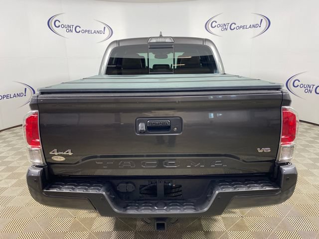 Used 2017 Toyota Tacoma Limited w/ Tow Package AWD/4WD image 5