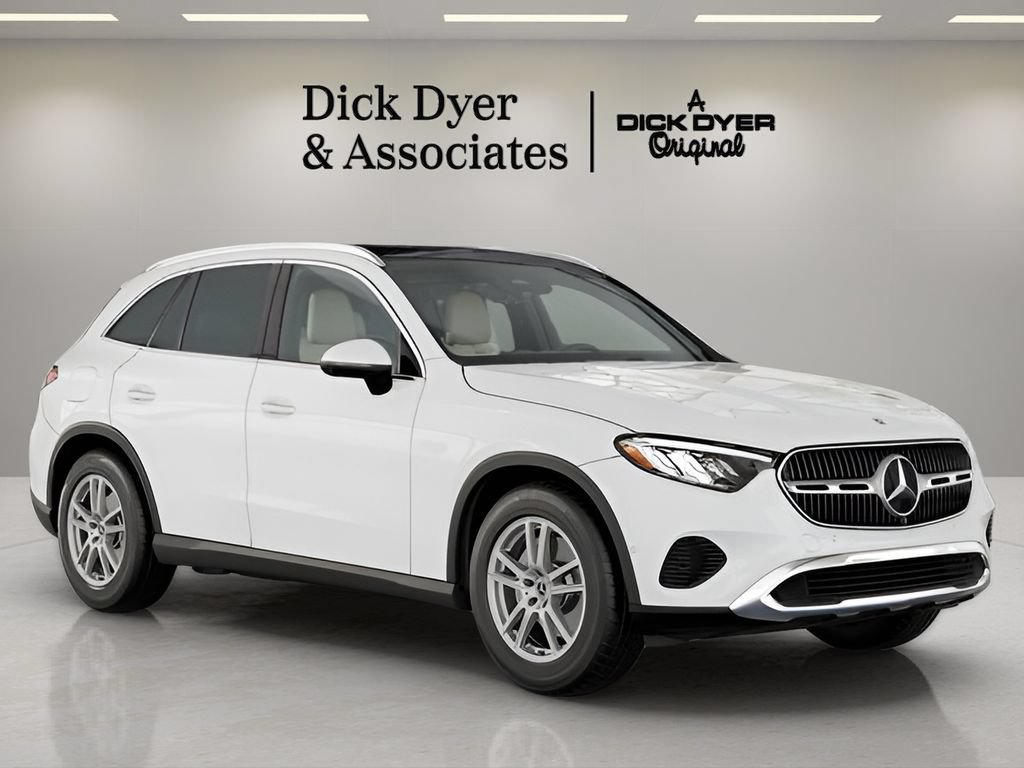 Used 2026 Mercedes-Benz GLC 300 image 38