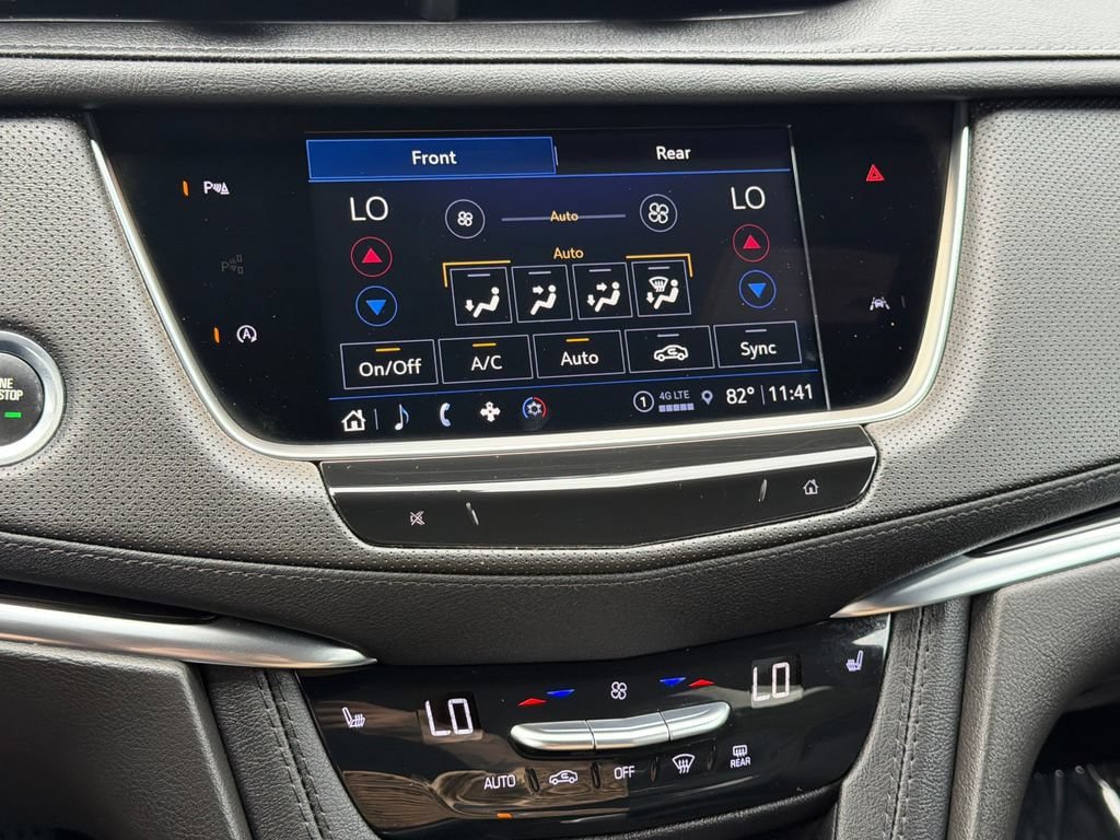 Certified 2024 Cadillac XT6 Luxury w/ LPO, Floor Liner Package AWD/4WD image 7