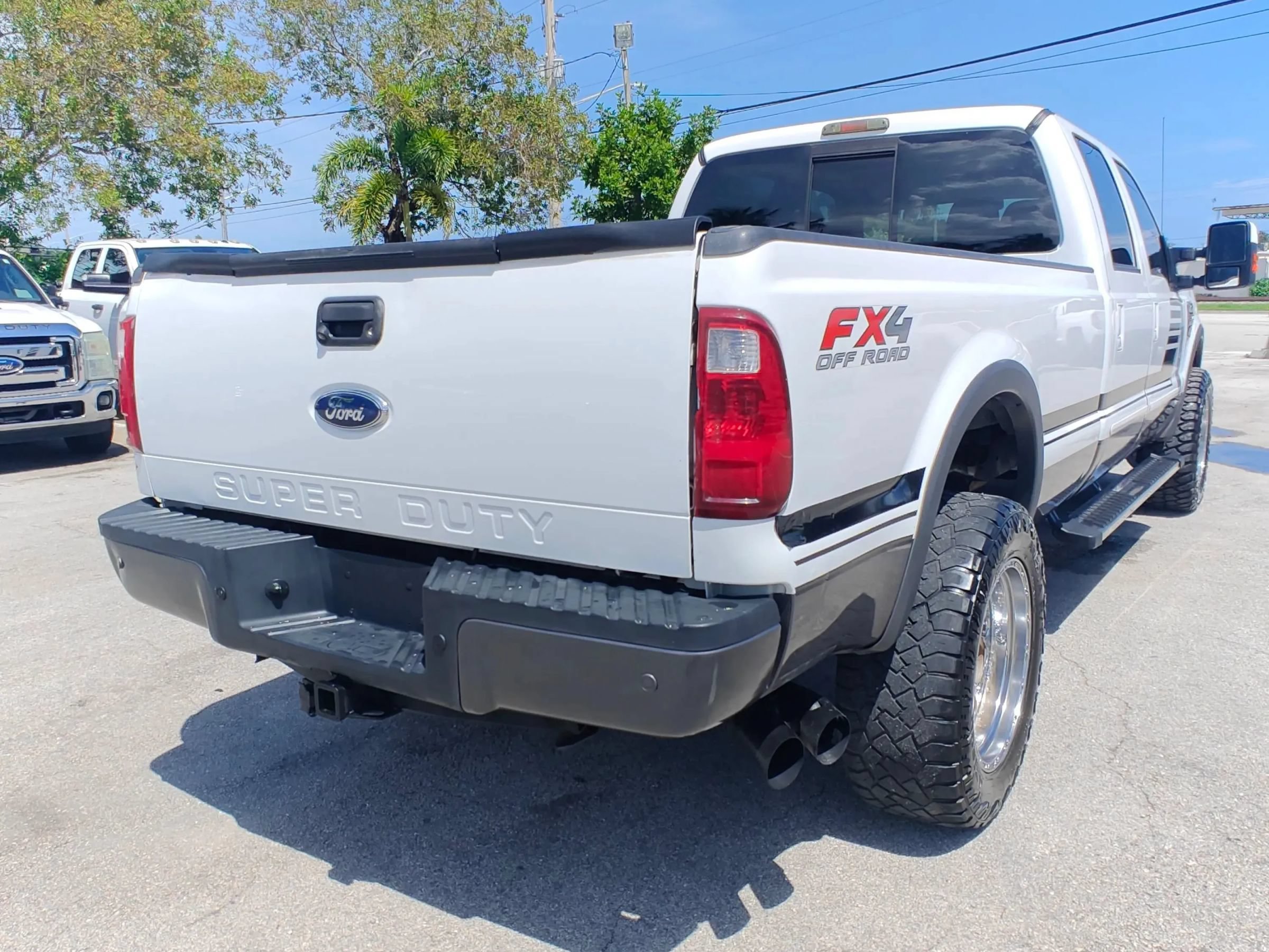 Used 2009 Ford F350 XL AWD/4WD image 10