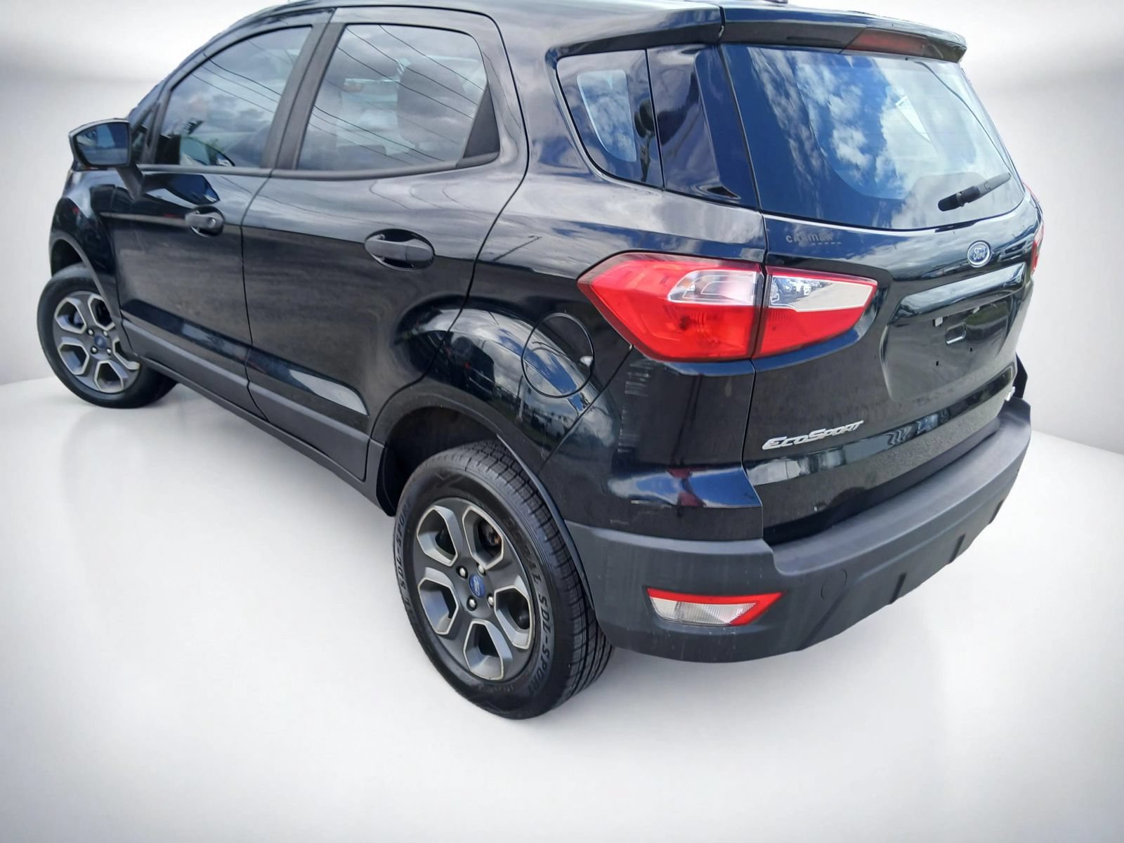 Used 2019 Ford EcoSport S AWD/4WD image 4
